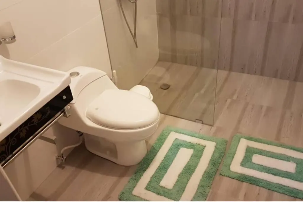 Moderno Apartamento amueblado Full 3 habitaciones, wifi, Netflix Santiago De Los Caballeros 0*,